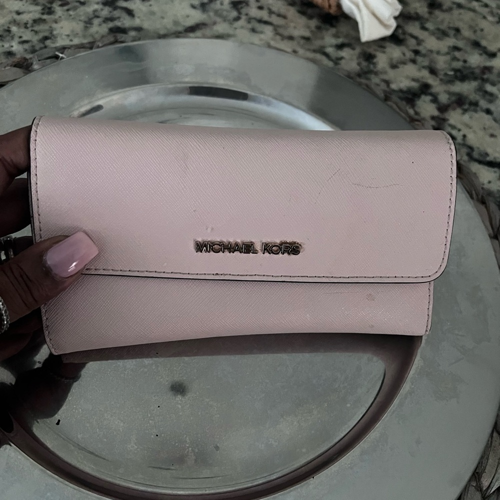 Michael Kors Blush Pink Wallet
